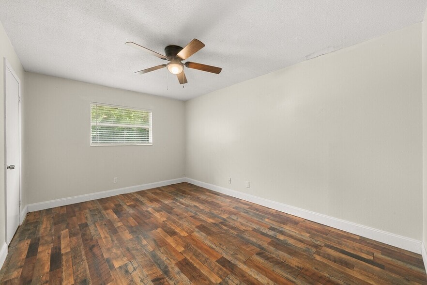 More Photos Of , Avon Park Multifamily For Sale