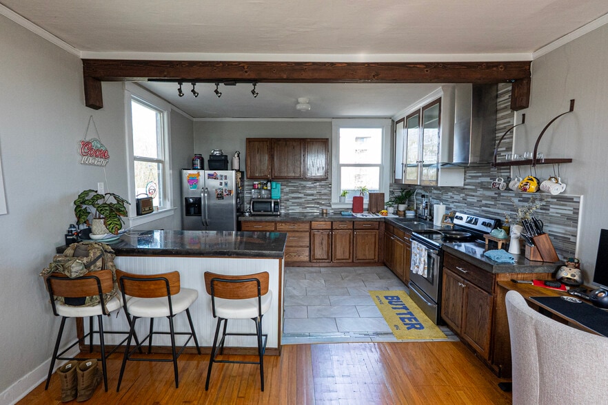 More Photos Of , Tacoma Multifamily For Sale