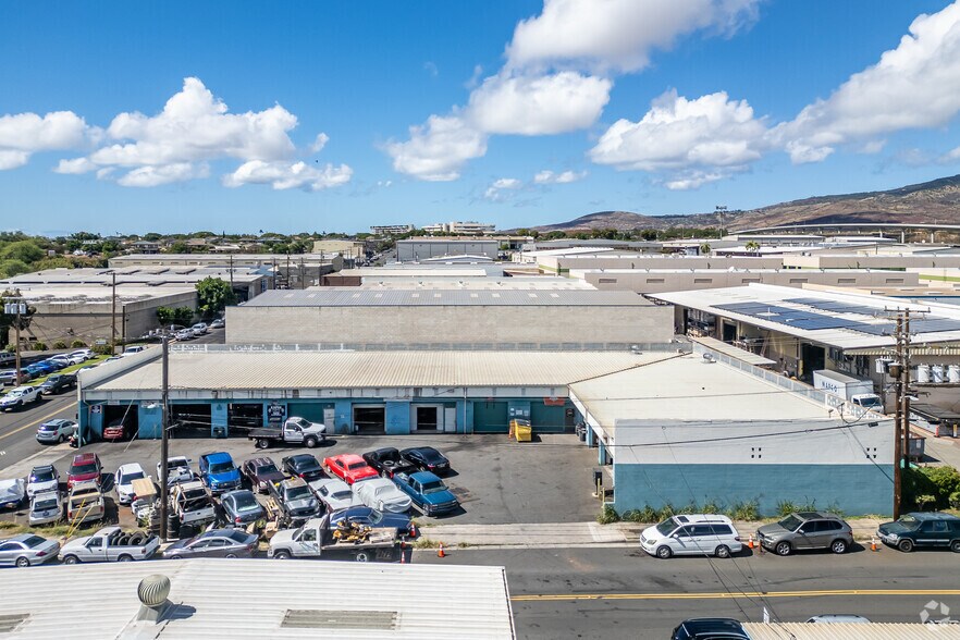 More Photos Of 94-138 Leoleo St, Waipahu Warehouse For Lease