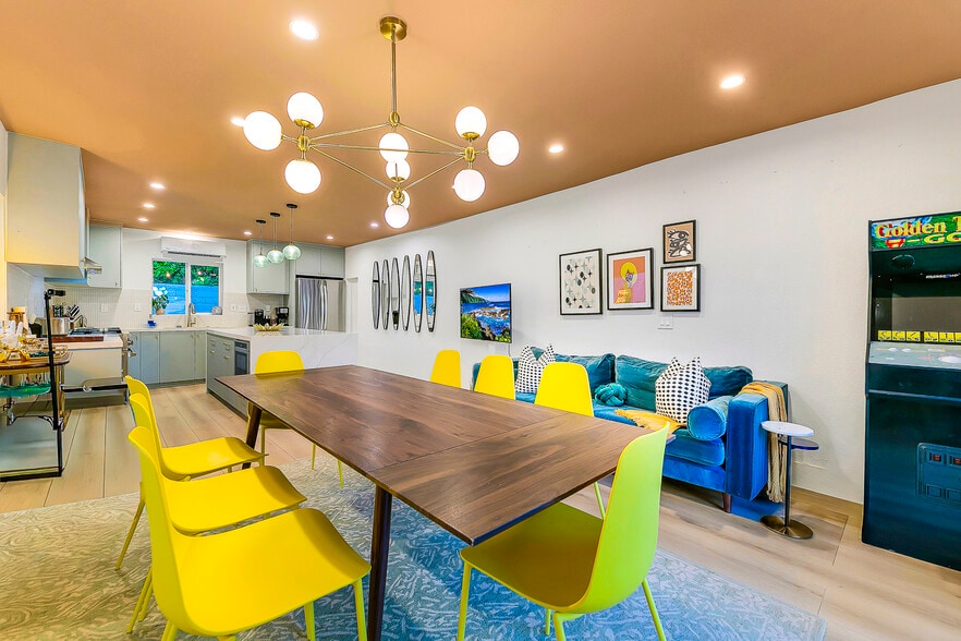 More Photos Of 1339 N Indian Canyon Dr, Palm Springs Hotel For Sale