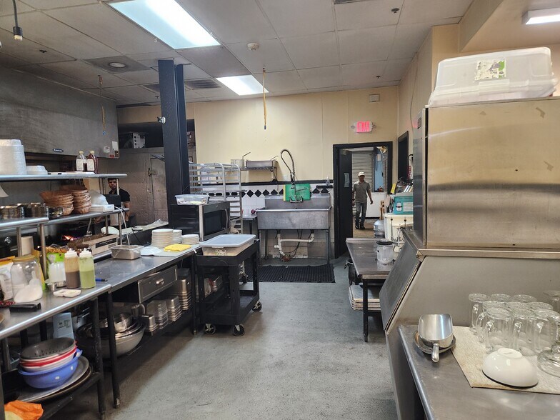 More Photos Of 1423-1425 Newcastle St, Brunswick Storefront For Sale