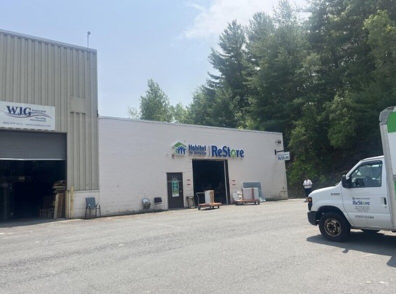 More Photos Of 100 Chelmsford Rd, Billerica Manufacturing For Lease