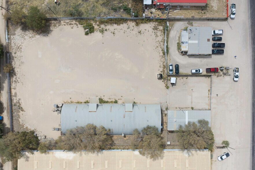 More Photos Of 7020 N County Rd W, Odessa Warehouse For Sale