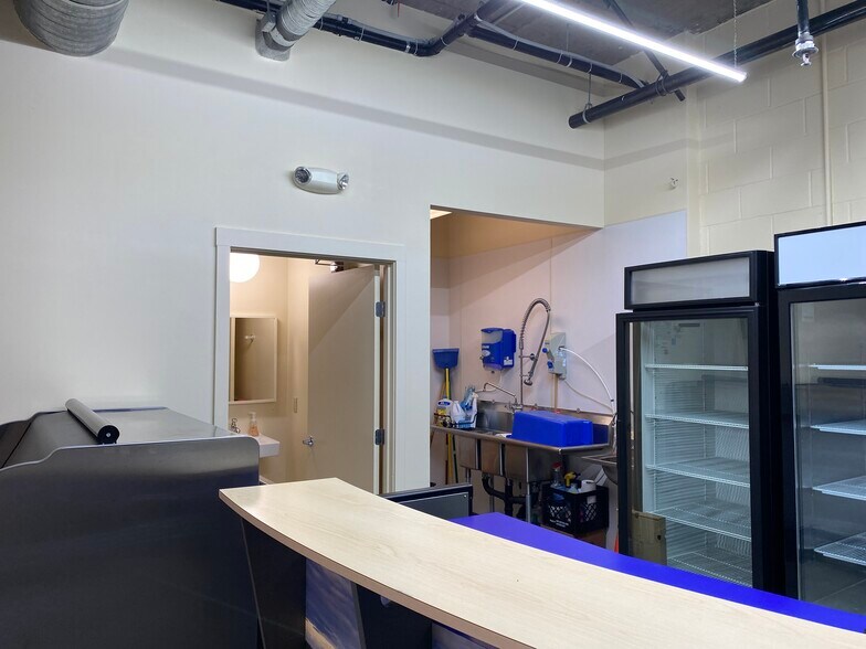 More Photos Of 5450 Leary Ave NW, Seattle Apartments For Sale