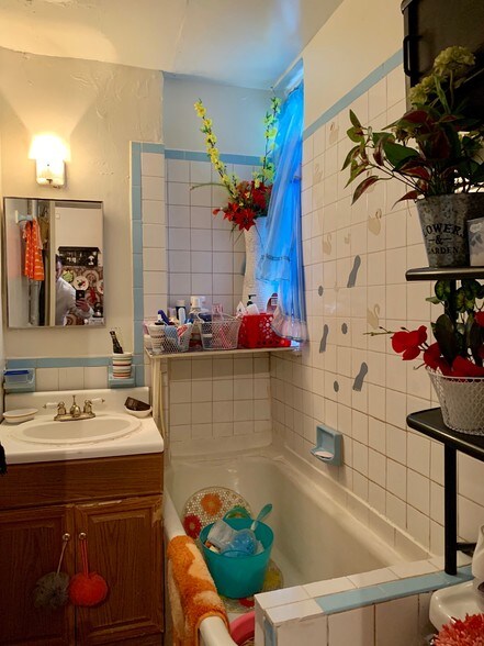 More Photos Of 600 Wyona St, Brooklyn Apartments For Sale