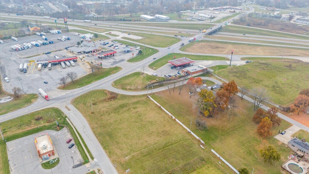 More Photos Of 500 Granite Dr, Peculiar Land For Sale