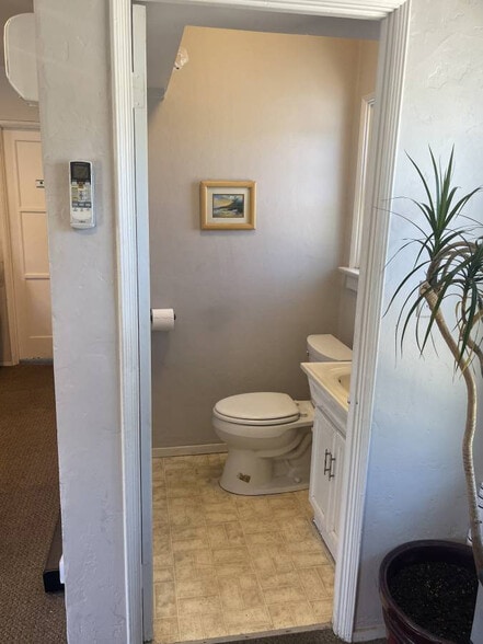 More Photos Of 8200 Allison Ave, La Mesa Office For Lease