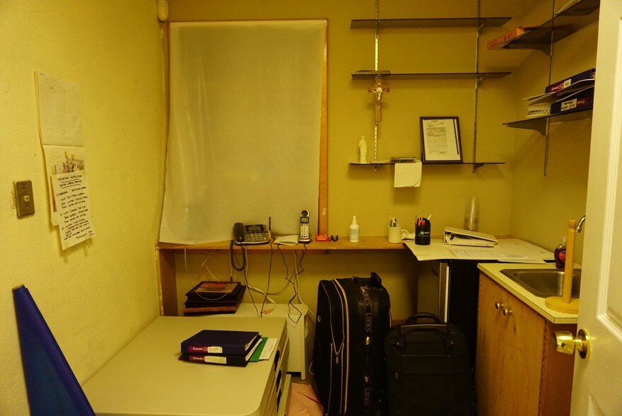 More Photos Of 54 Yonkers Ave, Yonkers Office For Lease