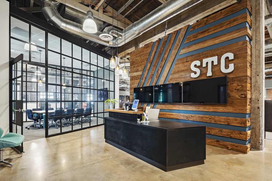 More Photos Of 411 S 1st St, Phoenix Office For Sale