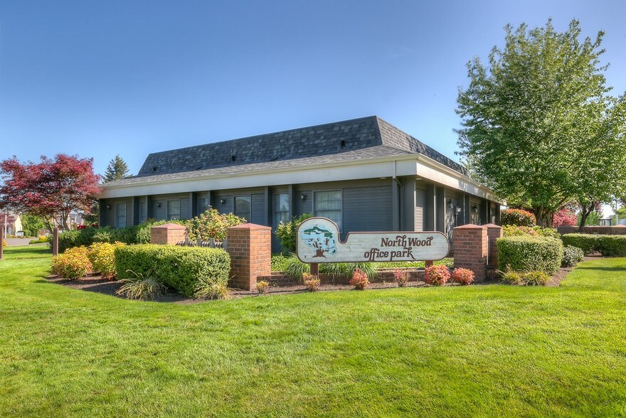 More Photos Of 1320-1326 Meridian Dr, Woodburn Office For Lease