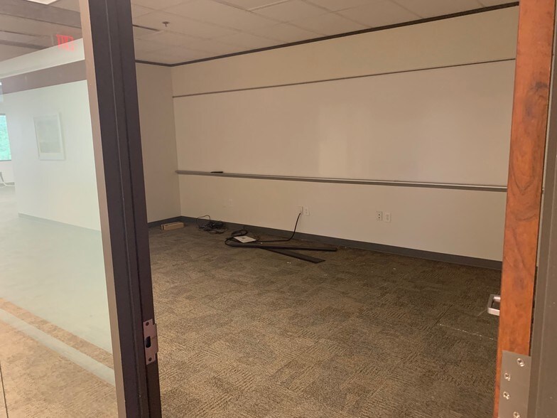 More Photos Of 3409 N Central Expy, Plano Office For Lease