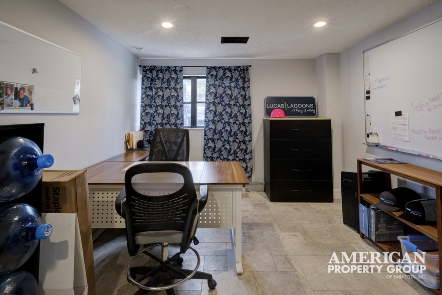 More Photos Of 520 Colonia Ln E, Nokomis Showroom For Sale