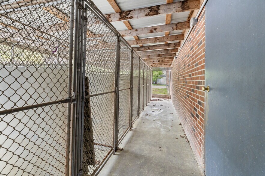 More Photos Of 101 Lea Rd, Kenbridge Rehabilitation Center For Sale