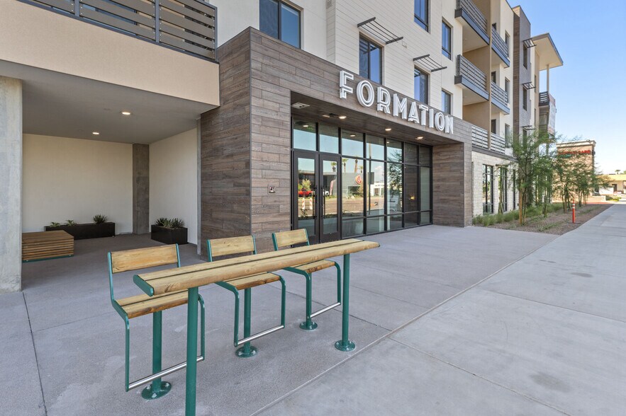 More Photos Of 2040-2060 N Scottsdale Rd, Scottsdale Apartments For Lease