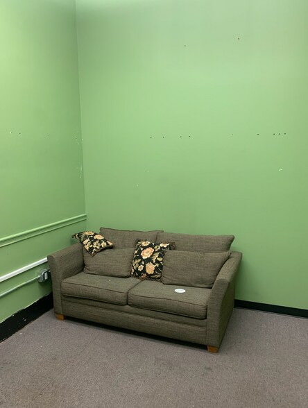 More Photos Of 2458-2462 Webster Ave, Bronx Storefront Retail Office For Lease