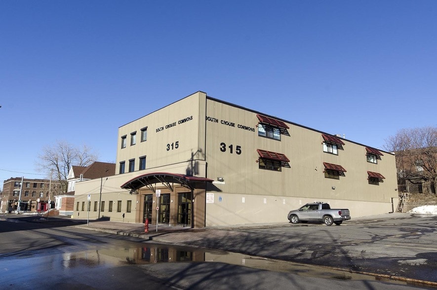 More Photos Of 315 S Crouse Ave, Syracuse Medical For Lease