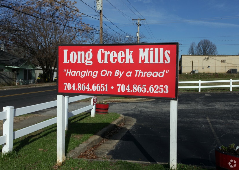 More Photos Of 108 S Webb St, Gastonia Auto Dealership For Lease