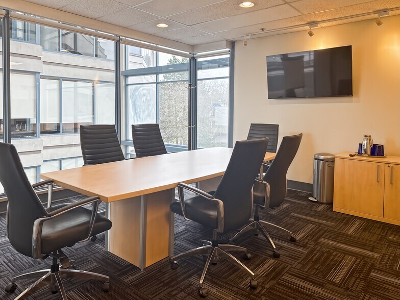 More Photos Of 5811 Cooney Rd, Richmond Coworking Space
