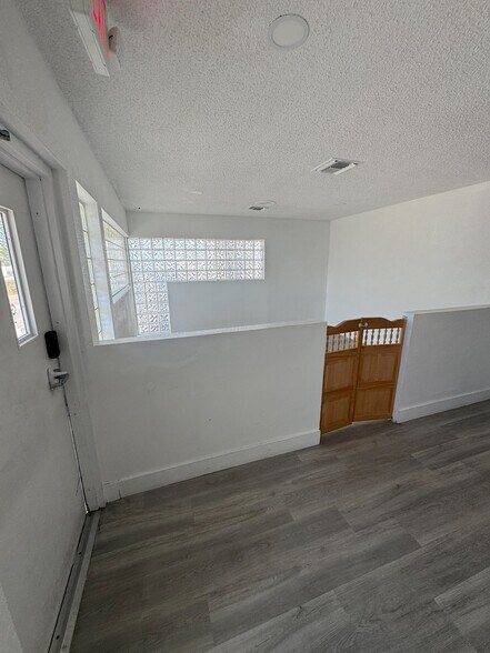 More Photos Of 795 S Federal Hwy, Hollywood Medical For Lease