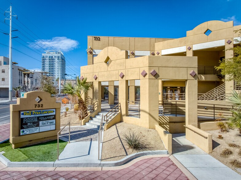 More Photos Of 732 S 6th St, Las Vegas Loft Creative Space For Lease