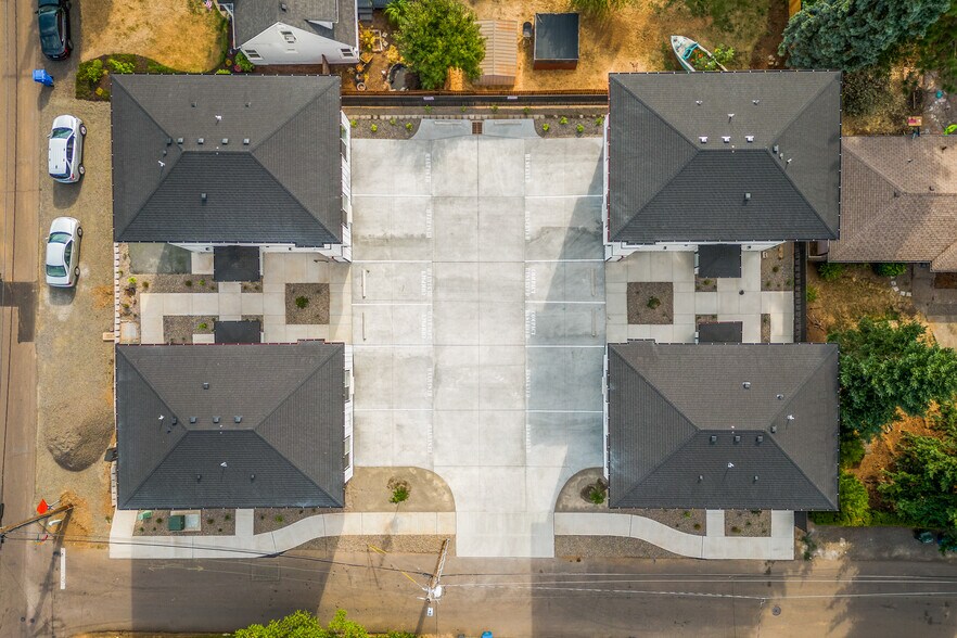 More Photos Of , Salem Multifamily For Sale