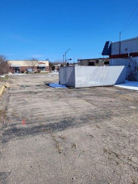 More Photos Of 1410 W Main St, Sun Prairie Convenience Store For Sale