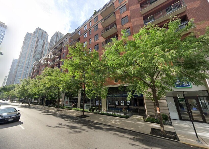 Primary Photo Of 33 W Huron St, Chicago Apartments For Lease