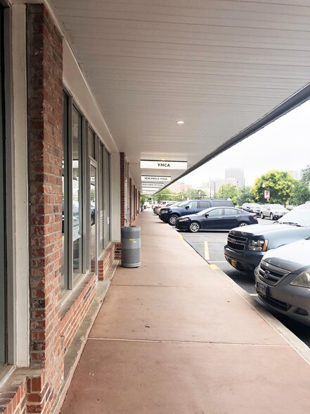 More Photos Of 1100-1120 Classen Dr, Oklahoma City Unknown For Lease