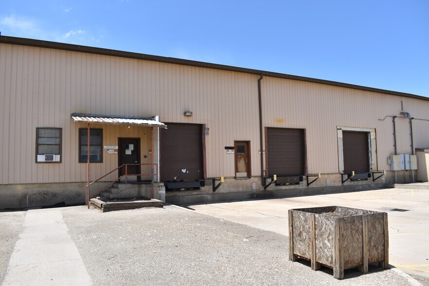 More Photos Of 884 W 2nd St, Ogden Warehouse For Lease