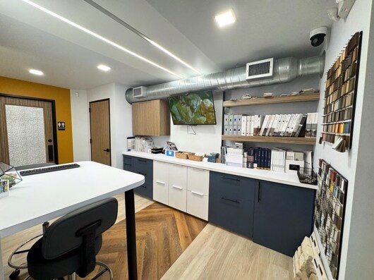 More Photos Of 11960 Barker Cypress Rd, Cypress Showroom For Sale