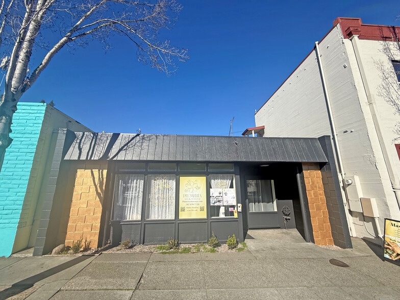 Primary Photo Of 7106 Bodega Ave, Sebastopol Storefront For Sale