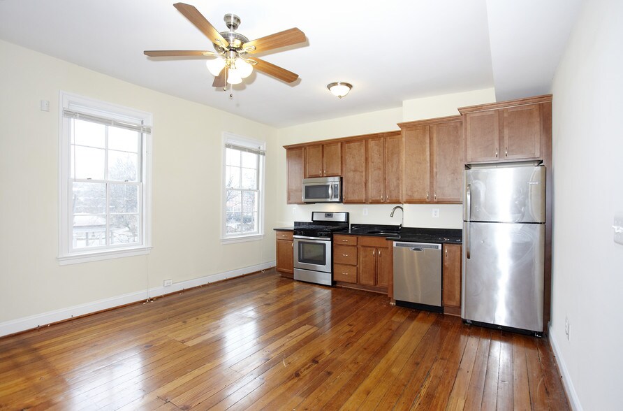 More Photos Of 39 S Stricker St, Baltimore Multifamily For Sale