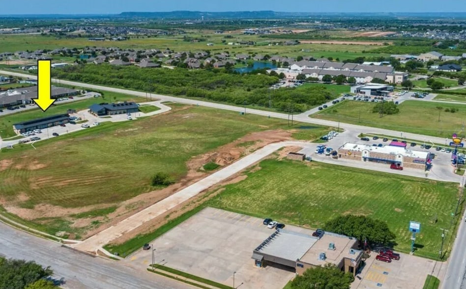 More Photos Of 6450 Central Park Blvd, Abilene Office For Lease