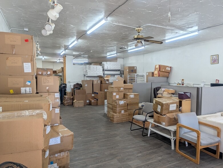 More Photos Of 105 E 5th St, Loveland Storefront For Lease