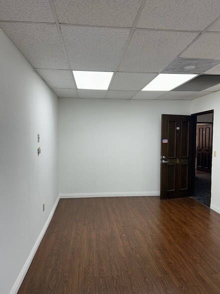 More Photos Of 12140 Artesia Blvd, Artesia Office For Lease