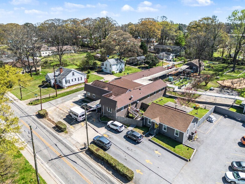Primary Photo Of 983 Forest Ave, Forest Park Daycare Center For Sale