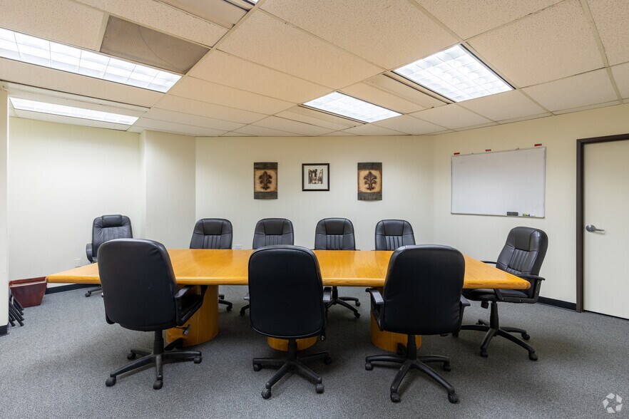 More Photos Of 2305 E Arapahoe Rd, Centennial Office For Lease