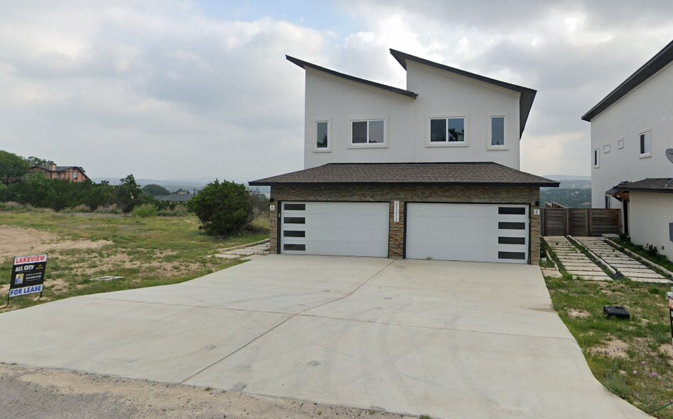 More Photos Of 21210 Portsmouth Cv, Lago Vista Apartments For Sale