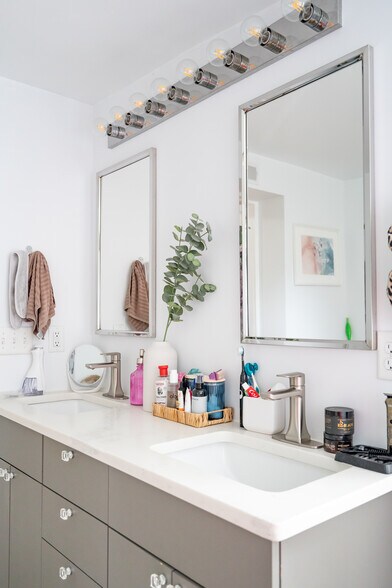 More Photos Of 121 Montgomery St, Newburgh Apartments For Sale