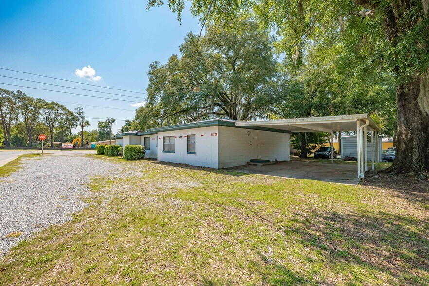 More Photos Of 5603 Stewart St, Milton Office For Sale