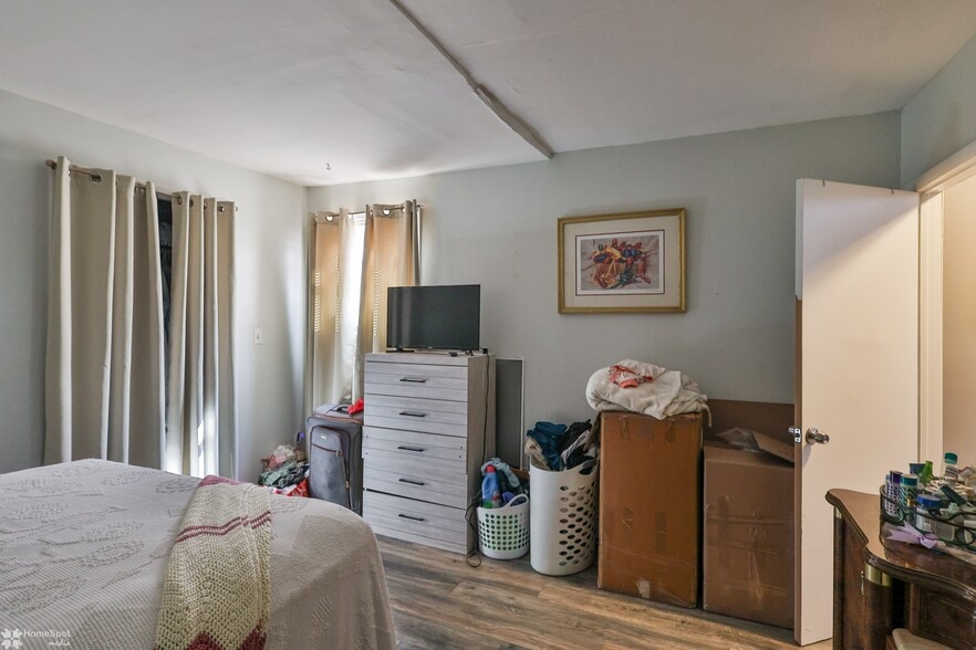 More Photos Of 902 W Wilkes Barre St, Easton Apartments For Sale