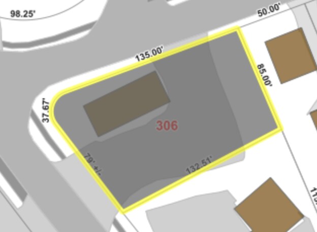 More Photos Of 306 Main St, Wilmington Medical For Sale