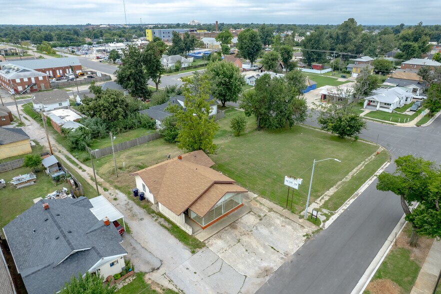More Photos Of 230 SW 27th St, Oklahoma City Office Residential For Sale