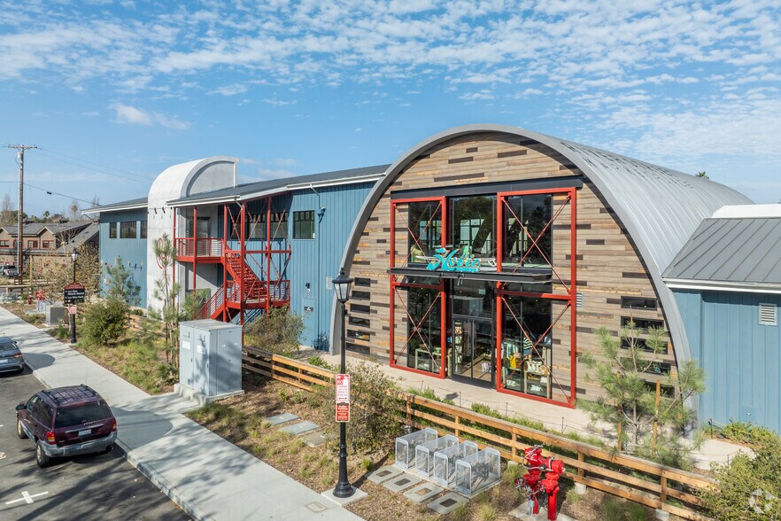 More Photos Of 31896 Paseo Adelanto, San Juan Capistrano Storefront For Lease