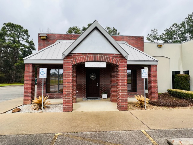 Primary Photo Of 3440 NE Stallings Dr, Nacogdoches Medical For Sale