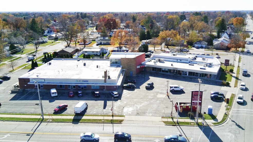 More Photos Of 1260-1266 Milton Ave, Janesville Storefront Retail Office For Lease