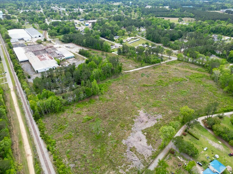 More Photos Of 55 E Conifer St, Andrews Unknown For Lease