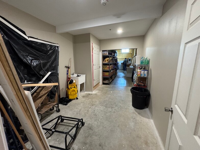 More Photos Of 2130 Country Club Rd, Palestine Golf Course Driving Range For Sale