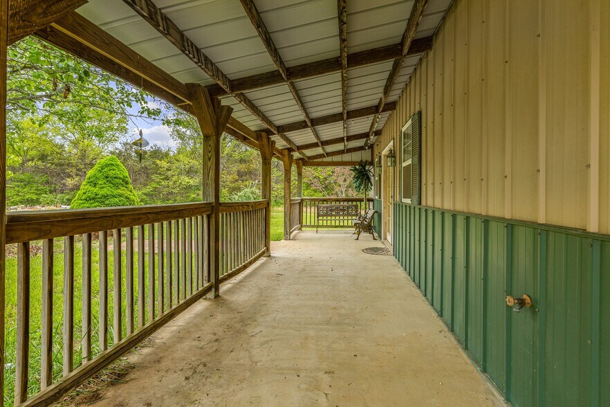 More Photos Of 99 Roper Dr, Park Hills Self Storage For Sale