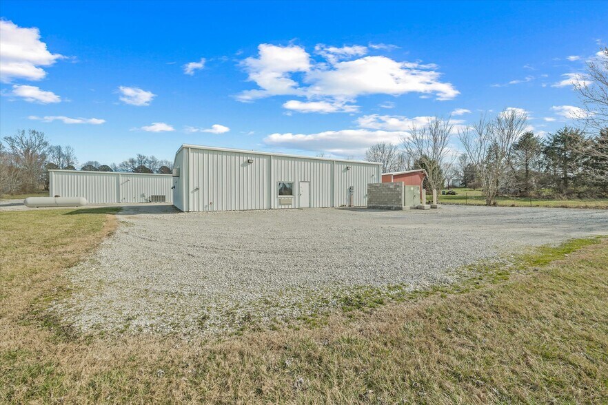 More Photos Of 340 Beaty Swamp Rd, Monroe Manufacturing For Sale